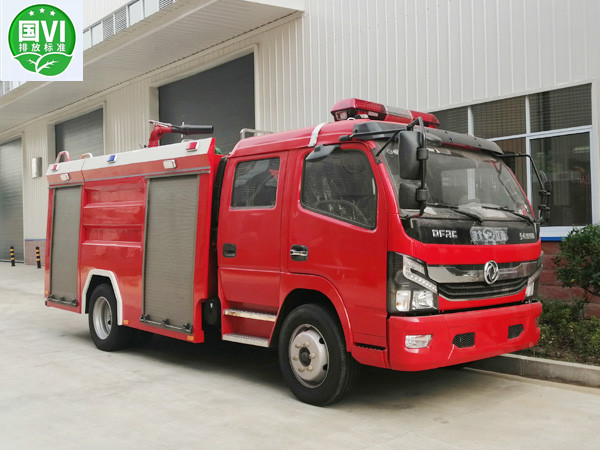 【国六】东风大多利卡5吨水罐消防车